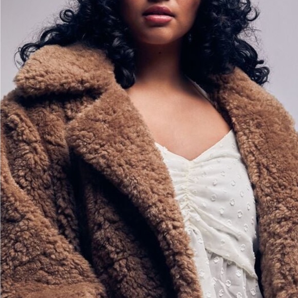 Forever 21 plus size plush teddy coat lined - Picture 8 of 8